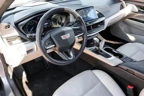 2022 Cadillac CT4 Luxury