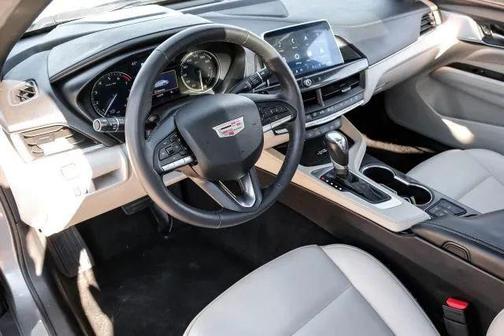 2022 Cadillac CT4 Luxury