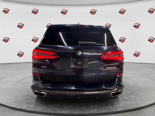 Carbon Black Metallic 2020 BMW X5 M50i