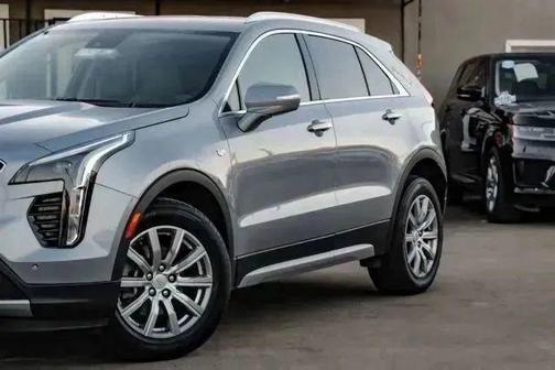 2023 Cadillac XT4 Premium Luxury