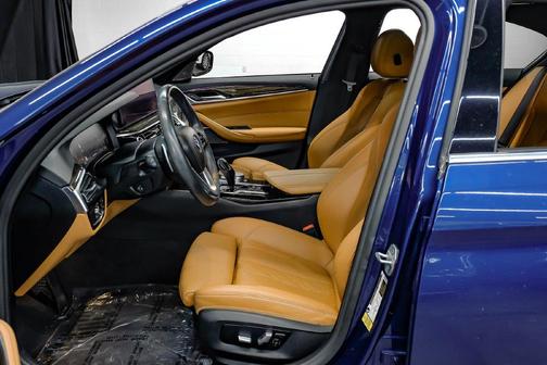 2021 BMW 530 i