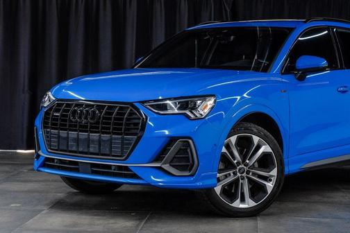 Turbo Blue 2020 Audi Q3 45 S line Prestige