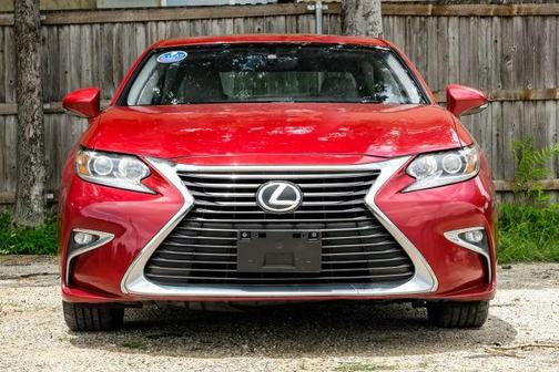 2016 Lexus ES 350 Base