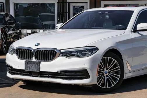 2019 BMW 540 i