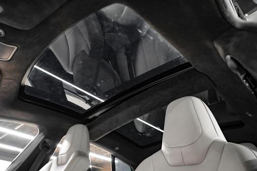 2016 Tesla Model S 70