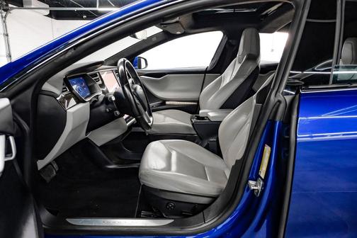 2016 Tesla Model S 70