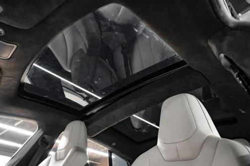 2016 Tesla Model S 70