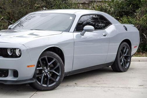 2020 Dodge Challenger SXT