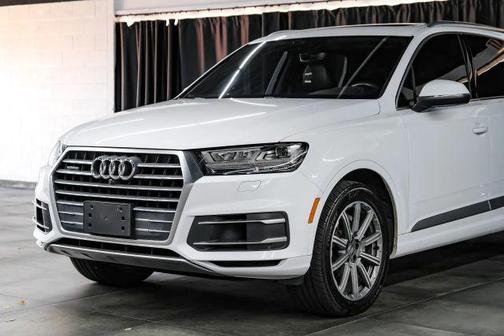 2019 Audi Q7 55 Premium Plus