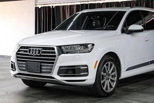 Glacier White Metallic 2019 Audi Q7 55 Premium Plus