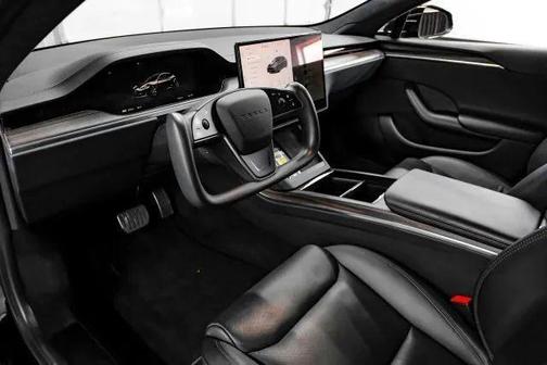 2022 Tesla Model S Base