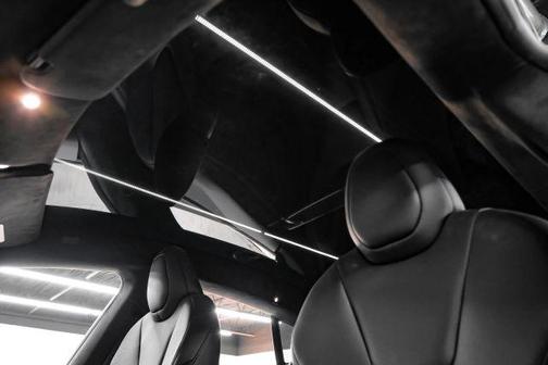 2022 Tesla Model S Base