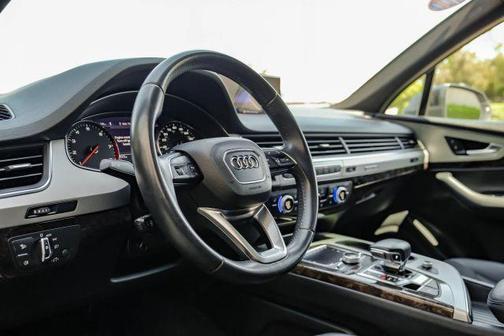 2019 Audi Q7 45 Premium