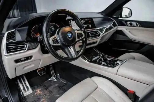 2022 BMW X5 M50i