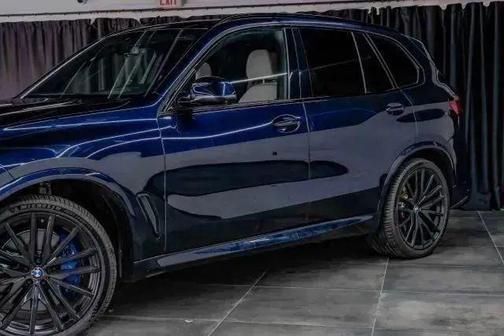 2022 BMW X5 M50i