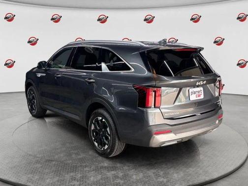 Gravity Gray 2024 Kia Sorento S