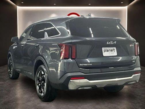 Gravity Gray 2024 Kia Sorento S