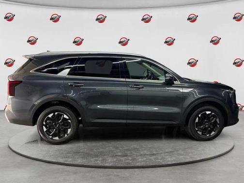 Gravity Gray 2024 Kia Sorento S