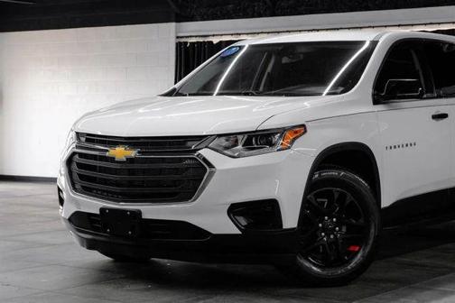 Summit White 2020 Chevrolet Traverse LS