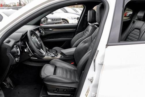 2018 Alfa Romeo Stelvio Ti