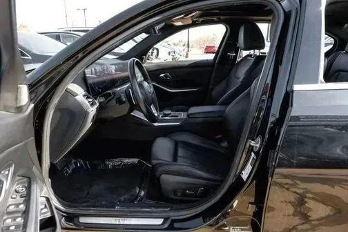 Black Sapphire Metallic 2024 BMW 330 i