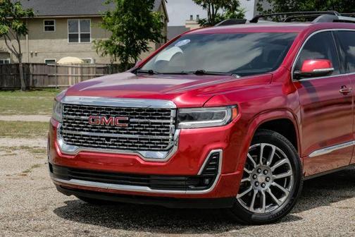 2020 GMC Acadia Denali