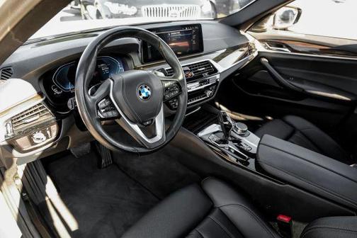 2023 BMW 530e 530e