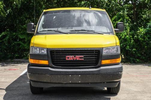 01U 2022 GMC Savana 2500 Work Van