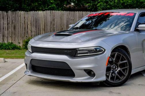 2017 Dodge Charger R/T