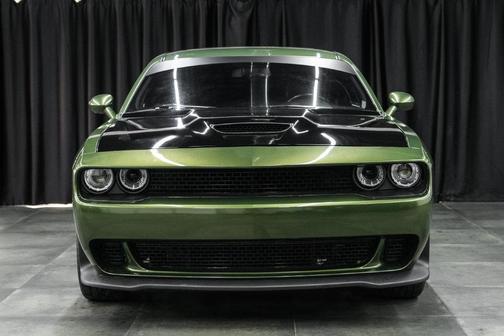 F8 Green 2022 Dodge Challenger SXT