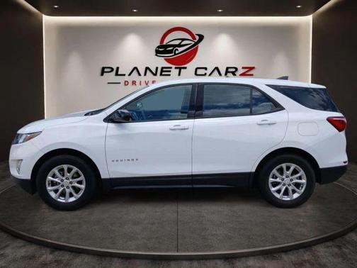 Summit White 2019 Chevrolet Equinox LS