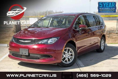 2023 Chrysler Voyager LX