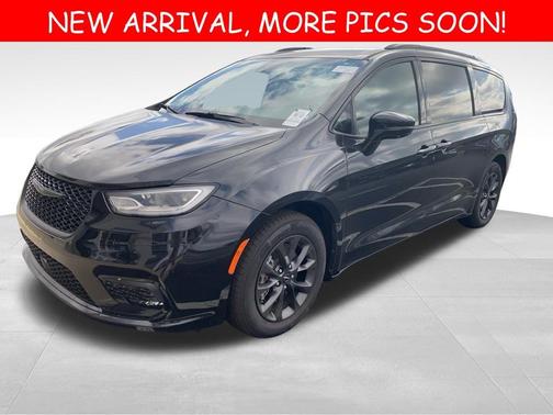 2021 Chrysler Pacifica Touring