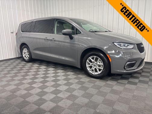 Ceramic Gray Clearcoat 2023 Chrysler Pacifica Touring-L