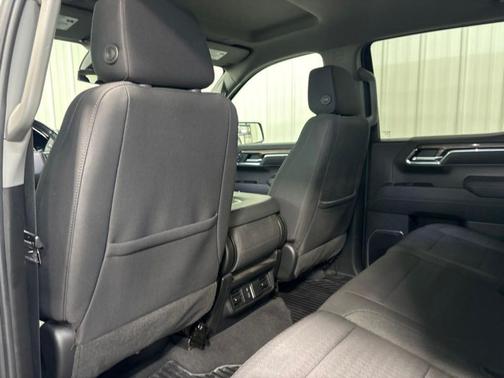Summit White 2023 Chevrolet Silverado 1500 LT