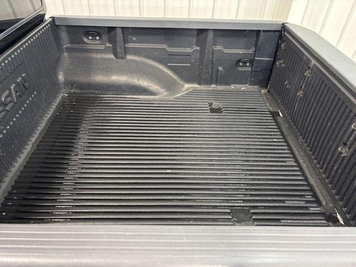 Magnetic Black 2016 Nissan Frontier SV