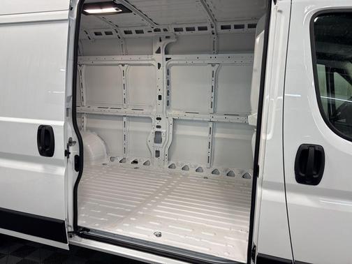 Bright White Clearcoat 2026 RAM ProMaster 3500 High Roof