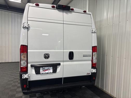 Bright White Clearcoat 2026 RAM ProMaster 3500 High Roof