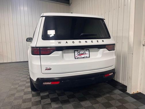 2025 Jeep Wagoneer L Series II