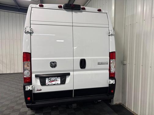 Bright White Clearcoat 2026 RAM ProMaster 2500 High Roof