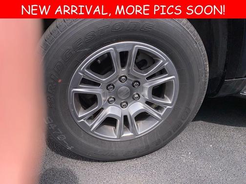 2024 Jeep Wagoneer Base