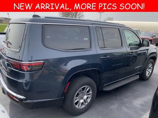 2024 Jeep Wagoneer Base