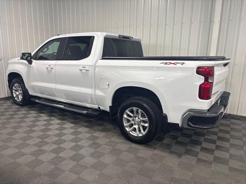 Summit White 2023 Chevrolet Silverado 1500 LT