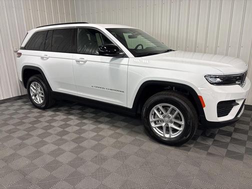 2025 Jeep Grand Cherokee Laredo X