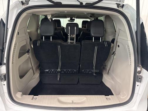 2024 Chrysler Pacifica Touring-L