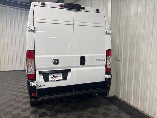 Bright White Clearcoat 2026 RAM ProMaster 2500 High Roof