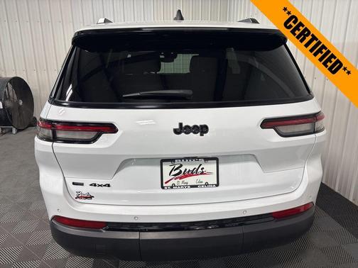 2022 Jeep Grand Cherokee L Laredo