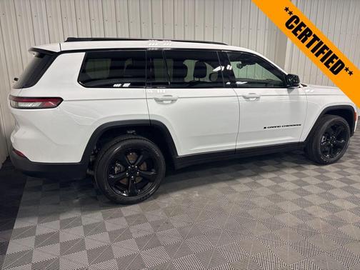 2023 Jeep Grand Cherokee L Laredo
