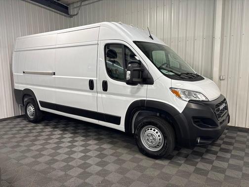 Bright White 2026 RAM ProMaster 2500 High Roof
