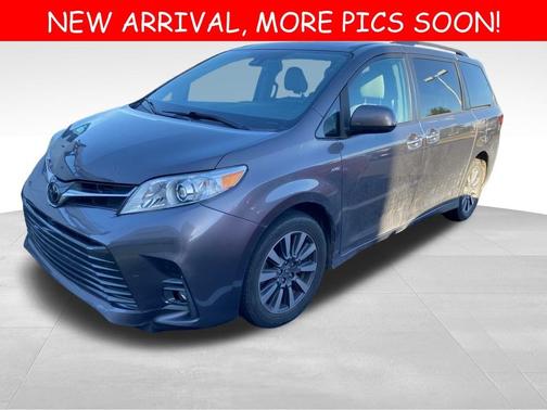 2020 Toyota Sienna XLE Premium
